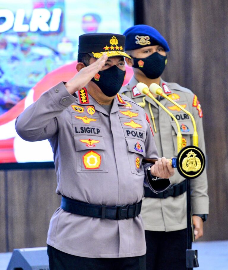 Lantik 44 Eks Pegawai KPK Jadi ASN, Kapolri: Kita Perkuat Komitmen Pemerintah Dalam Rangka Antikorupsi