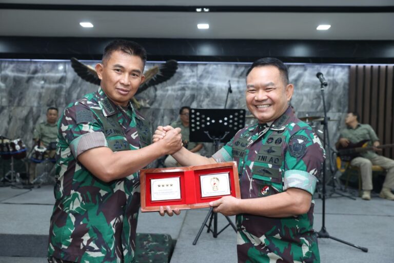 Tujuh Jabatan Pati  TNI AD Diserahterimakan