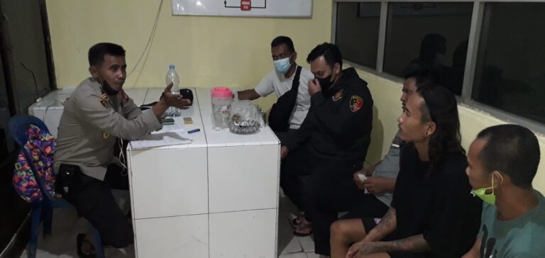 Bujang Pelaku Penganiayaan   Yang Terjadi Di pantai Pukan Air Anyir, Menyerahkan Diri ke Polsek Mendo Barat