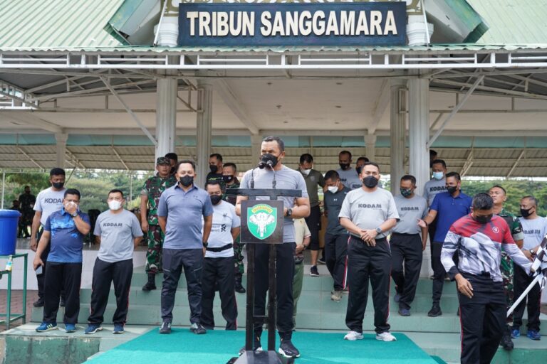 Pangdam IM Lepas Keberangkatan Truk Bantuan Korban Banjir