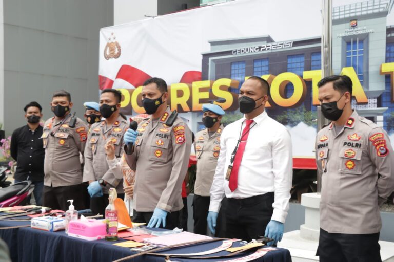 Polresta Tangerang Ringkus 18 Orang Brandal Jalanan dan Amankan Molotov Serta Sajam
