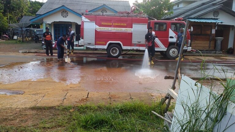Usai Sertijab, Plt. Kadishub Lingga Langsung Beri Warning Jaga Kebersihan Jalan Raya