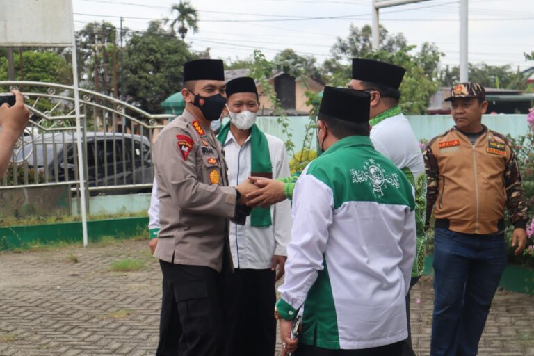 Kapolresta Deli Serdang Kunjungi PC. NU Lubuk Pakam
