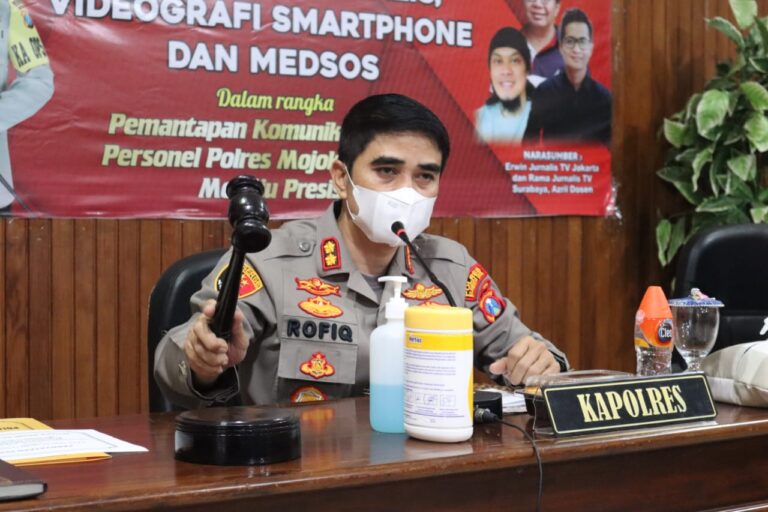 Menuju Era Police 4.0, Polresta Mojokerto Gelar Pelatihan Kehumasan