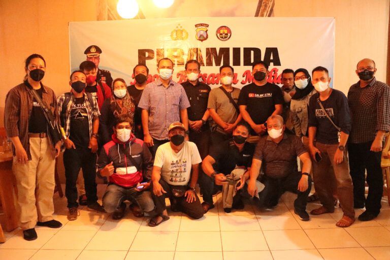 Jalin Silaturahmi Dengan Awak Media, Polres Ngawi Gelar Piramida