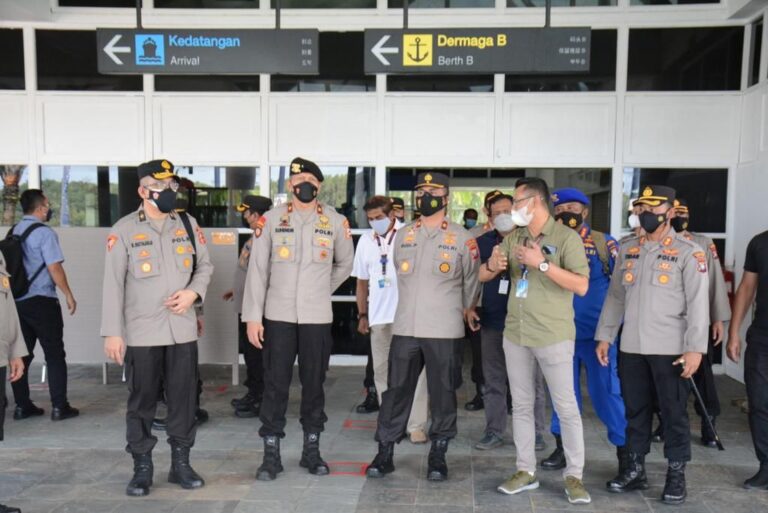 Wakapolda KEPRI Bersama Tim Mabes Polri Tinjau Kesiapan Kawasan Pariwisata Lagoi Menghadapi Travel Bubble