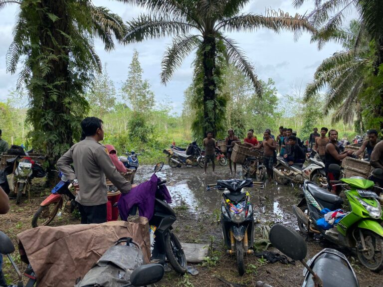 Polres Bangka Barat dan Tim Gabungan Lakukan Himbauan Persuasif kepada penambang di HGU PT.GSBL