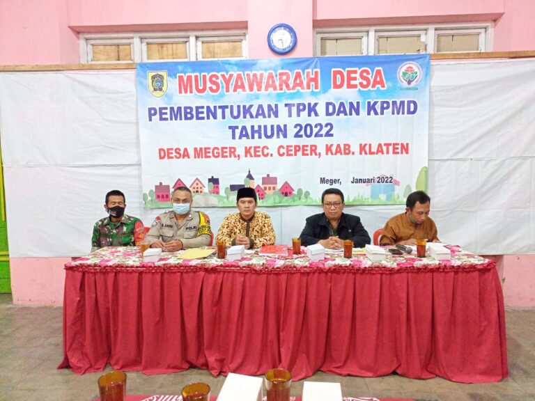 Babinsa Ceper Hadiri Rapat Musyawarah Pembentukan TPK Dan KPMD DESA TA 2022