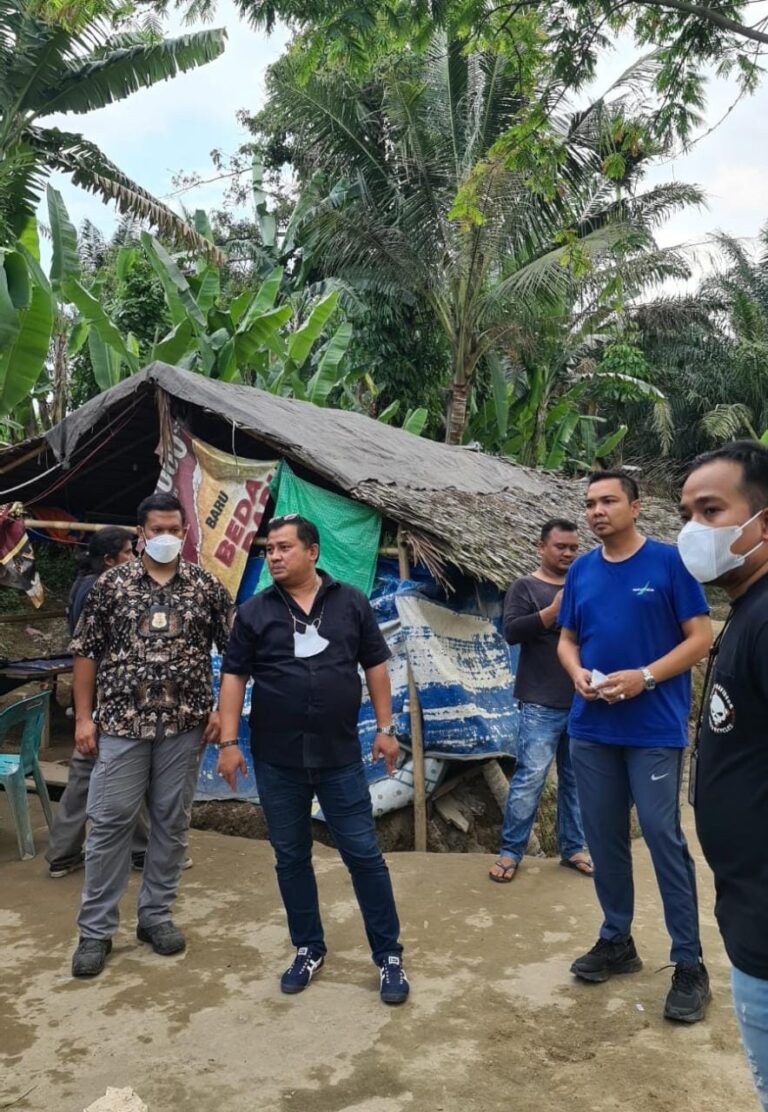 Polisi Gerebek Kampung Narkoba di Namo Gajah