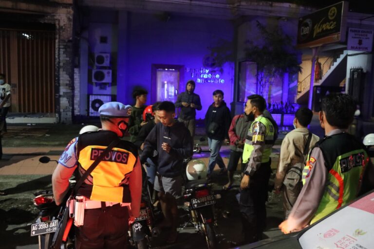 Polres Blitar Kota Razia Balap Liar, Amankan 27 Motor