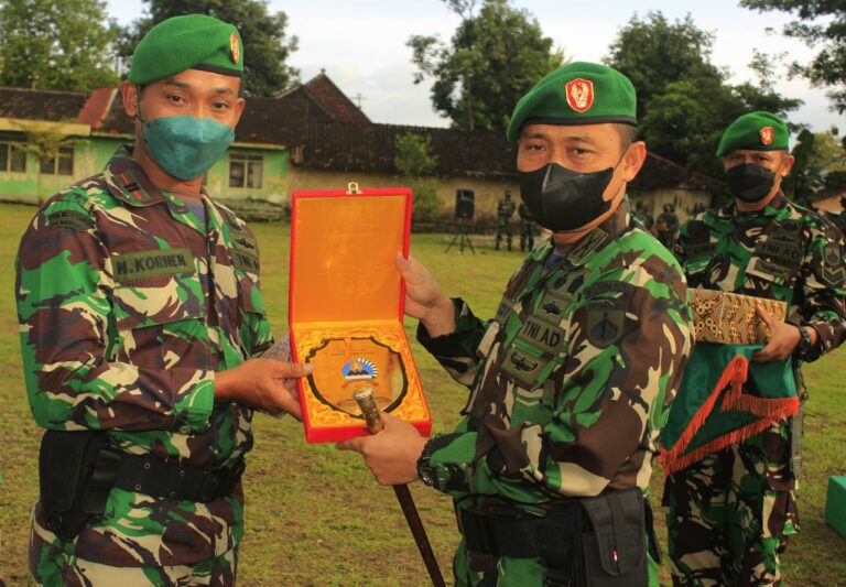 Dandim Klaten Lepas Perwira Terbaiknya Ke Satuan Baru