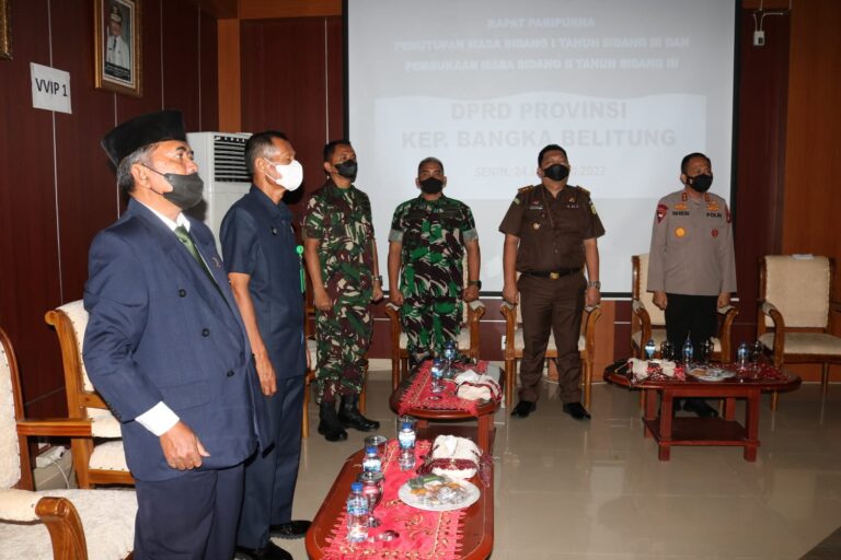 Kasi Intel Korem 045/Gaya Hadiri Rapat Paripurna DPRD