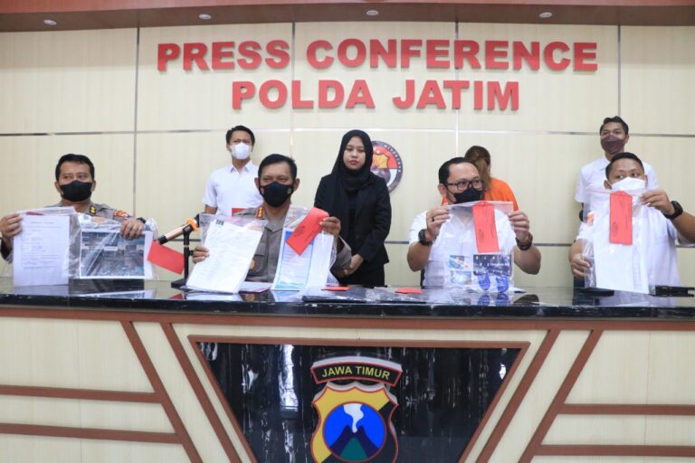 Subdit III Jatanras Polda Jatim Ungkap Pengadaan Alkes Fiktif Senilai 30 Milyar