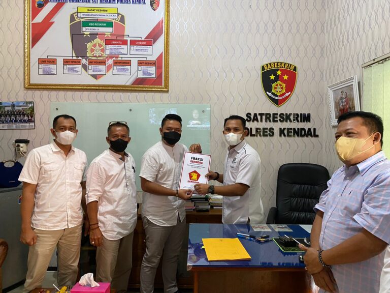 Pengurus DPC Partai Gerindra Kendal laporkan Edy Mulyadi ke Polres Kendal