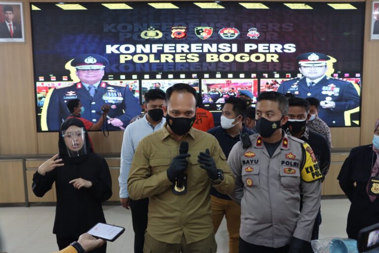 Kapolres Bogor Berhasil Ungkap Pelaku Pembunuhan Di Keradenan 
