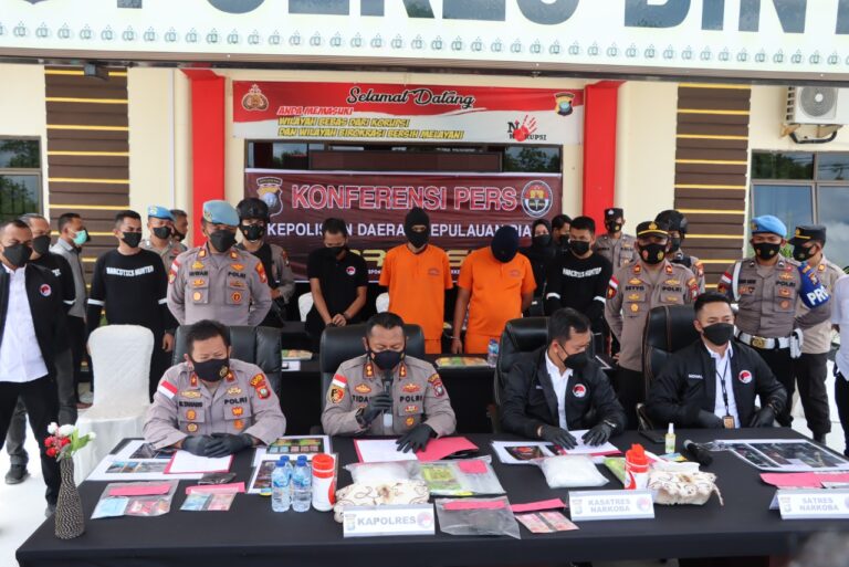 Satresnarkoba polres bintan Ringkus 2 pelaku pengedar Sabu