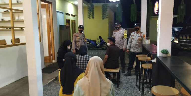 Polsek Baradatu Himbau Warga Segera Vaksinasi