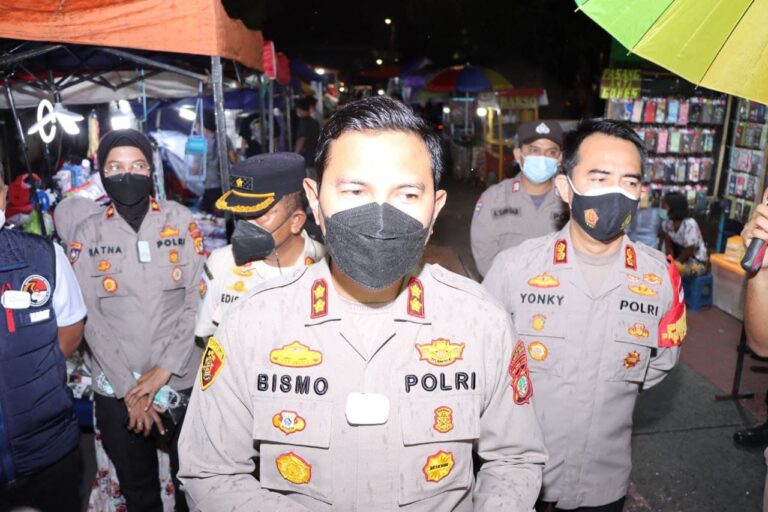 Vaksinasi di Sentra Kuliner, Wakapolres Metro Jakbar: Salah Satu Kegiatan Akselerasi Vaksinasi