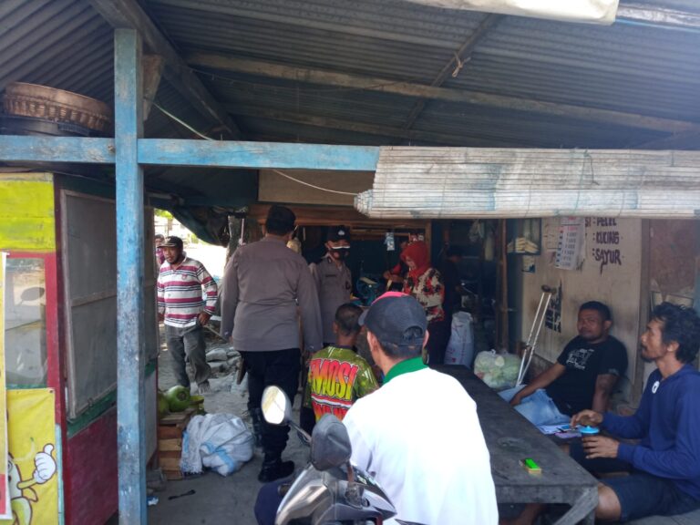 Polsek Karanganyar Gelar Giat Patroli Yustisi Pamor Keris Dalam Rangka Penindakan Pelanggar Prokes