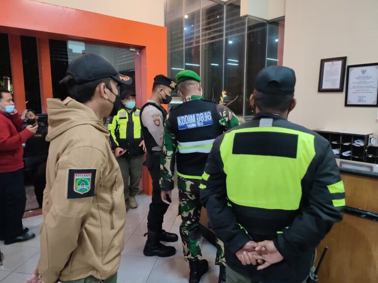 Tim ‘Pamor Keris’ Polres Batu Edukasi Kaum Millenial Cegah Penyebaran Covid -19