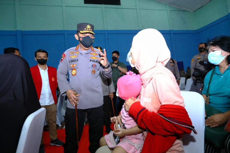 Akselerasi Percepatan Vaksinasi se-Indonesia, Kapolri Sebut Sebagai Upaya Persiapan Pandemi ke Endemi