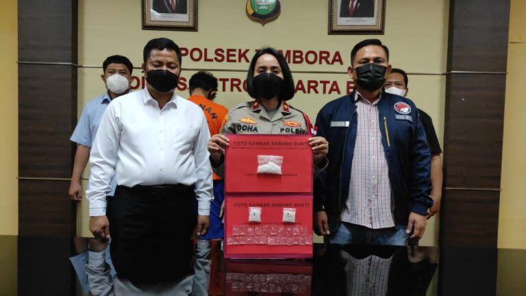 Dua Pelaku Pengedar Barang Terlarang Diringkus Polsek Tambora