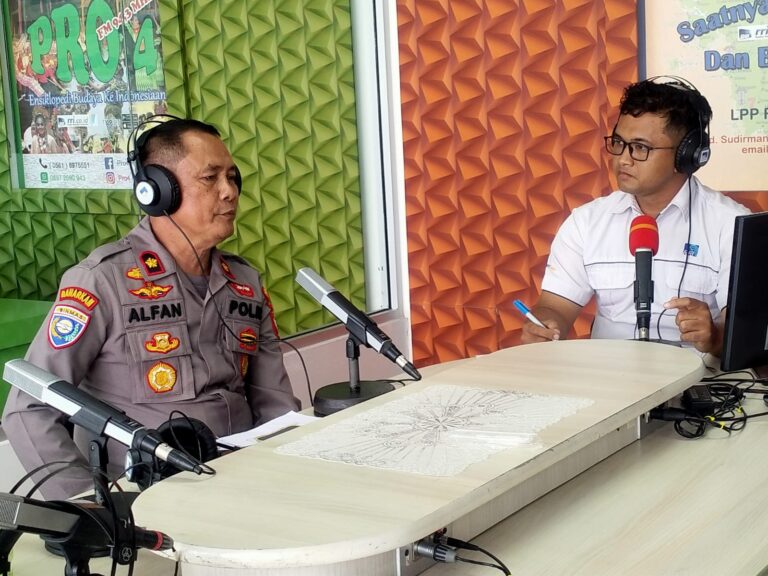 Siaran RRI Pontianak Bersama Polda Kalbar Membahas Pencegahan Karhutla