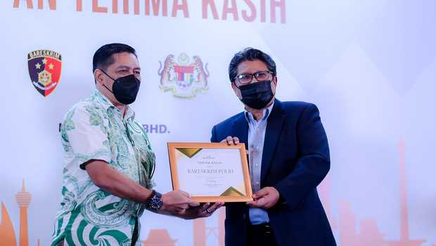 Bareskrim Polri Terima Penghargaan dari Perusahaan Malaysia