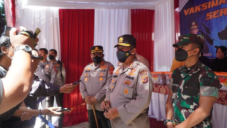 Kapolda Jabar Tinjau Vaksinasi Booster Di Bogor