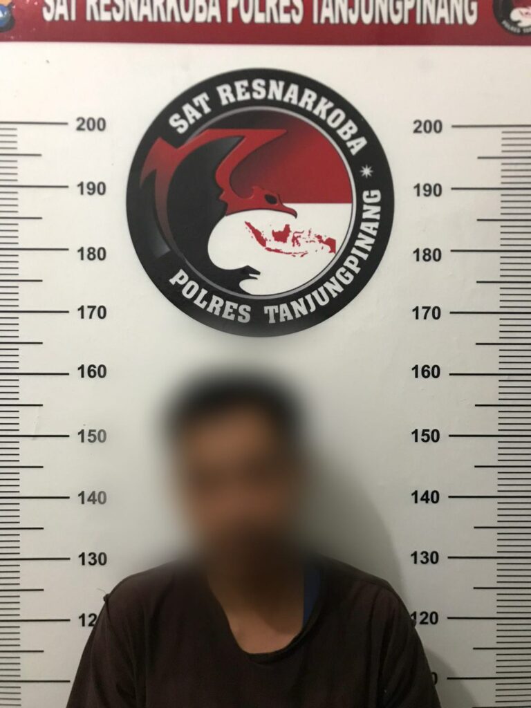 SATRESNARKOBA POLRES TANJUNGPINANG AMANKAN PELAKU PEMILIK 4 PAKET SABU