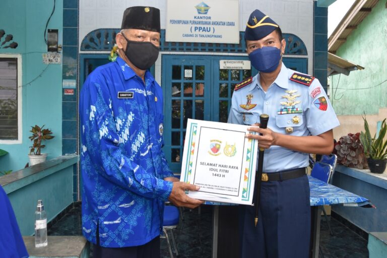 Bentuk Kepedulian Lanud RHF Terhadap Masyarakat Dalam Menyambut Hari Raya Idul Fitri 1443 H/ 2022 M