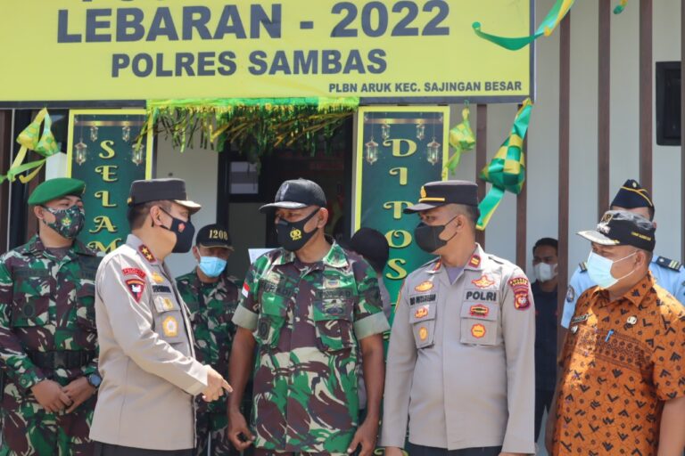 Kapolda Kalbar Kunjungi Pos Pelayanan di Perbatasan Aruk Sambas Serta Kota Singkawang