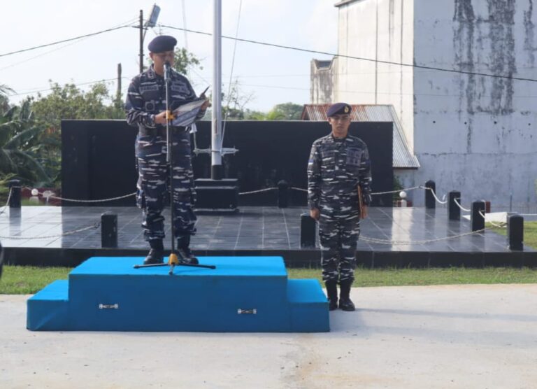 Danlanal Dabo Singkep Pimpin Upacara Hari Kebangkitan Nasional Di Mako Lanal DBS