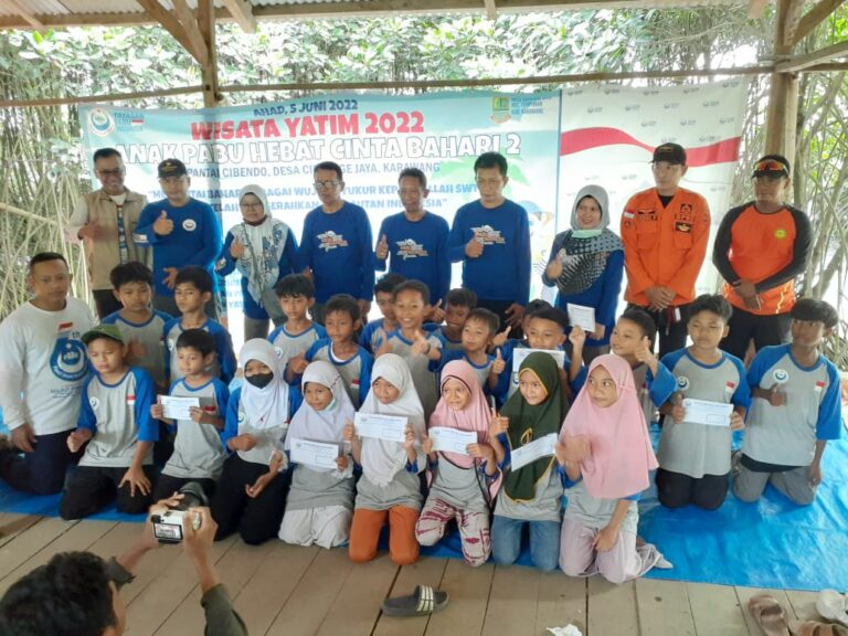 Wisata Yatim Pabu Indonesia dalam Momentum Cinta Bahari