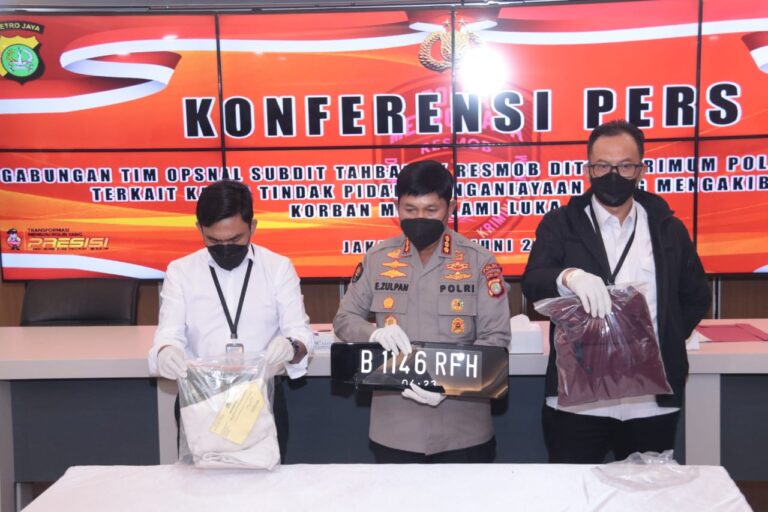 Tersangka Pelaku Penganiayaan Di Jalan Tol Menyerahkan Diri