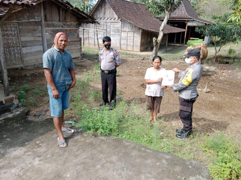 Antisipasi PMK Bhabinkamtibmas Polsek Karanganyar Sosialisasi Pencegahan di Mengger