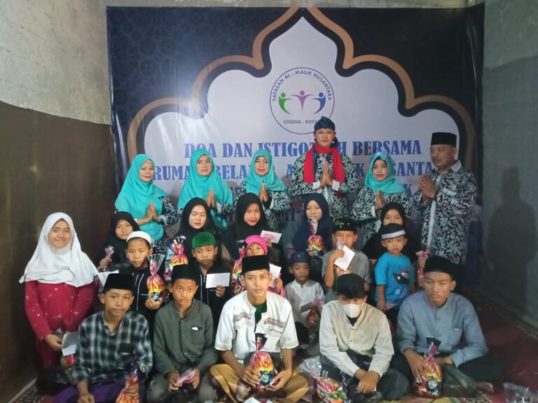 Dalam Rangka Menyambut HUT Bhayangkara ke 76, Almalik Nusantara Menggelar Santunan Yatim