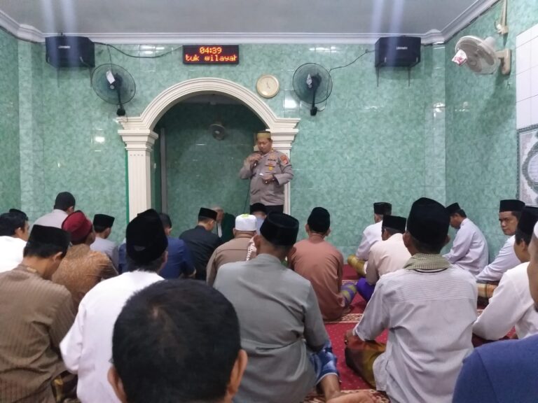 Kapolsek Kalideres Bersama Jajaran Giat “SULING DAKMAS” di Musholla Baiturrahim