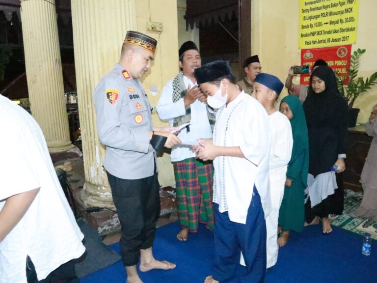 Sambut Hut Bhayangkara Ke-76, Polsek Palmerah Gelar Doa Bersama Anak Yatim