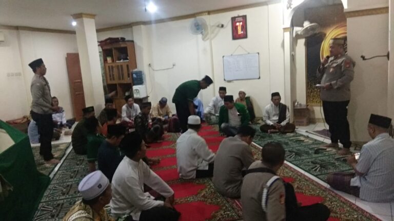 Gencarkan Giat “SULING DAKMAS”, Kapolsek Kalideres AKP Syafri Wasdar Kali Ini Kunjungi Musholla Al Aziziyah