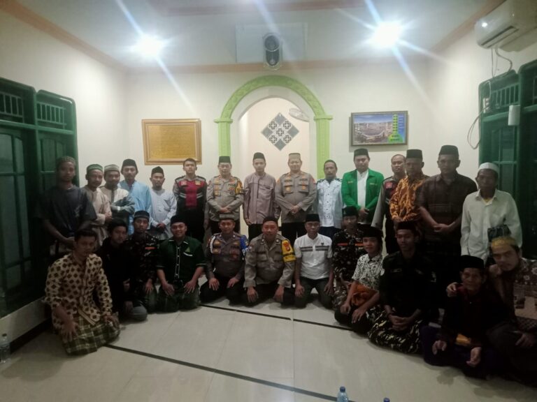 Safari Subuh Keliling, Kapolsek Kalideres Beserta Jajaran Sampaikan Pesan Kamtibmas