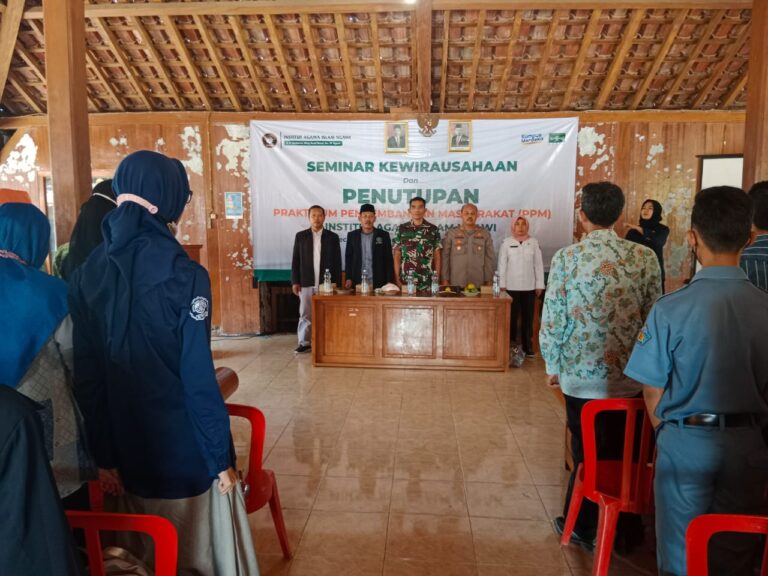 Kapolsek Karanganyar Hadiri Seminar Kewirausahaan di Desa Sekarjati
