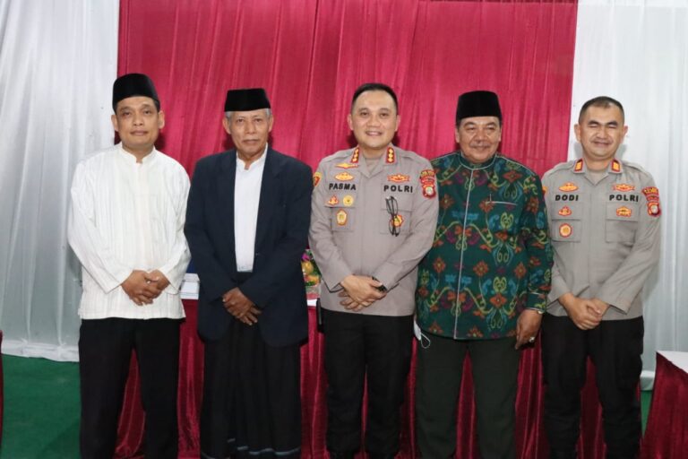 Ngopi Bareng Warga Kampung Boncos, Kapolres Metro Jakarta Barat Serap Aspirasi Masyarakat Berantas Peredaran Gelap Narkoba