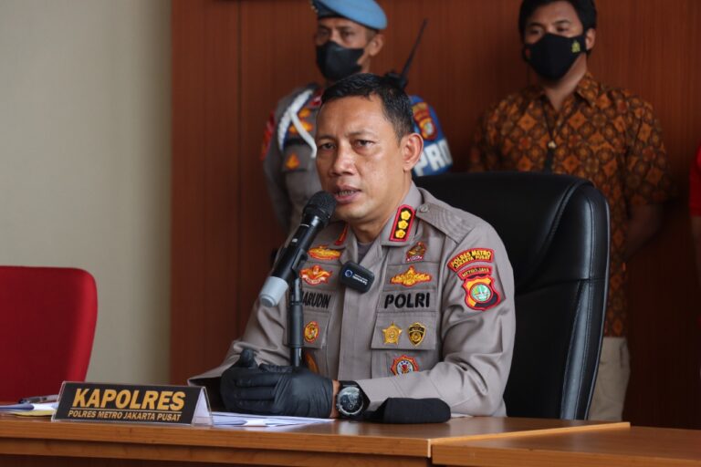 Pelaku Penipuan Tukar Kartu ATM Diringkus Sat Reksrim Polres Metro Jakpus