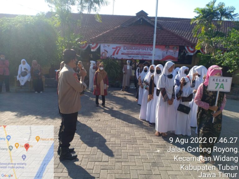 Jaga Keselamatan Peserta Kirab dan Pengguna Jalan Raya, Polsek Hadir Berikan Pengamanan