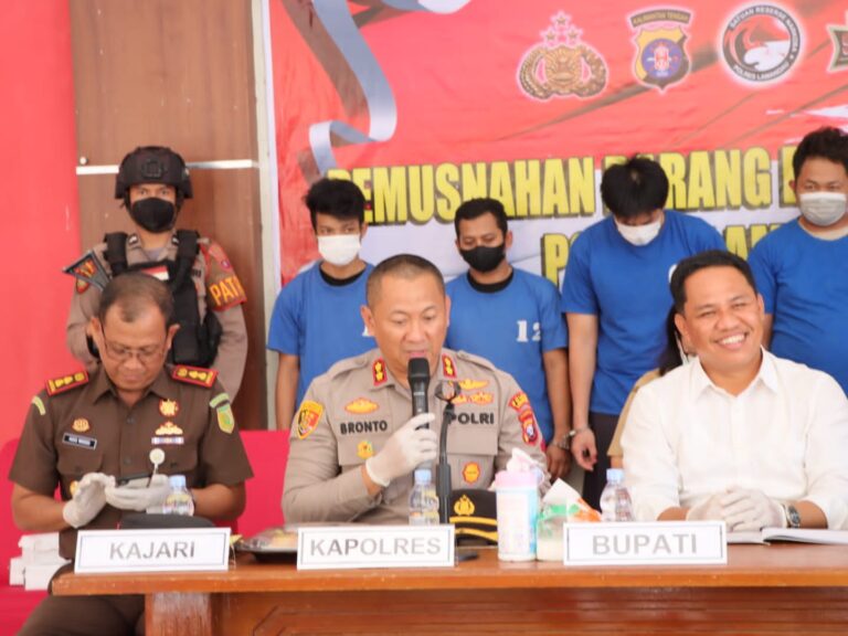 Polres Lamandau Musnahkan 3Kg  Narkoba Jenis Sabu Dan 943 Butir