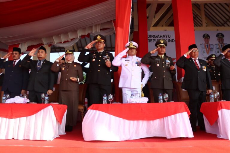 Polres Karimun Panitia Upacara Bendera Hari Kemerdekaan Republik Indonesia Ke-77