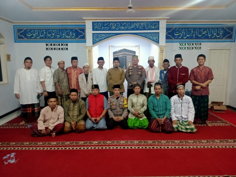 Gencarkan Giat “Suling Dakmas” Kapolsek Kalideres Akp Syafri Wasdar Kali ini Kunjungi Mushola Daruul Manaf