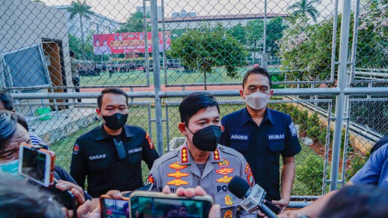 Bukti laksanakan Perintah Kapolri , Polda Metro Jaya Ungkap puluhan Kasus Judi dan Narkoba serta Amankan Ratusan Pedagang Miras Ilegal