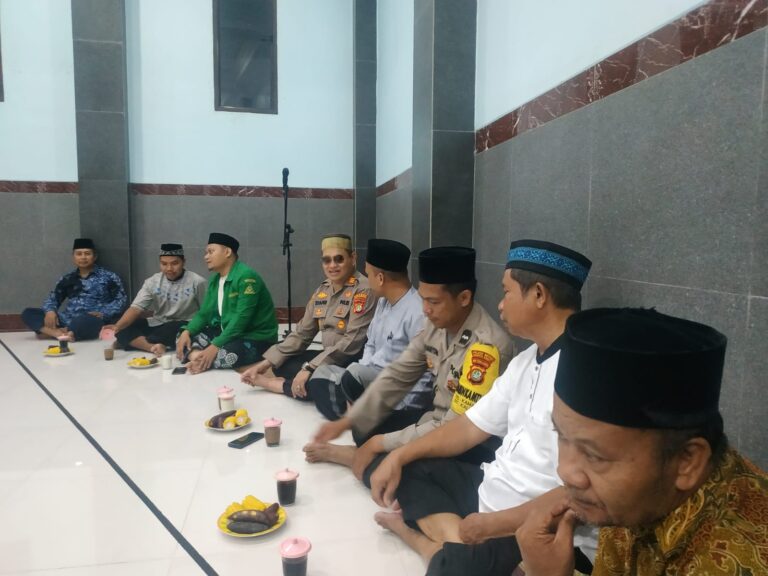 Safari Suling Dakmas, Ini Pesan Kamtibmas Kapolsek Kalideres AKP Syafri Wasdar di Masjid Al Manshuruin